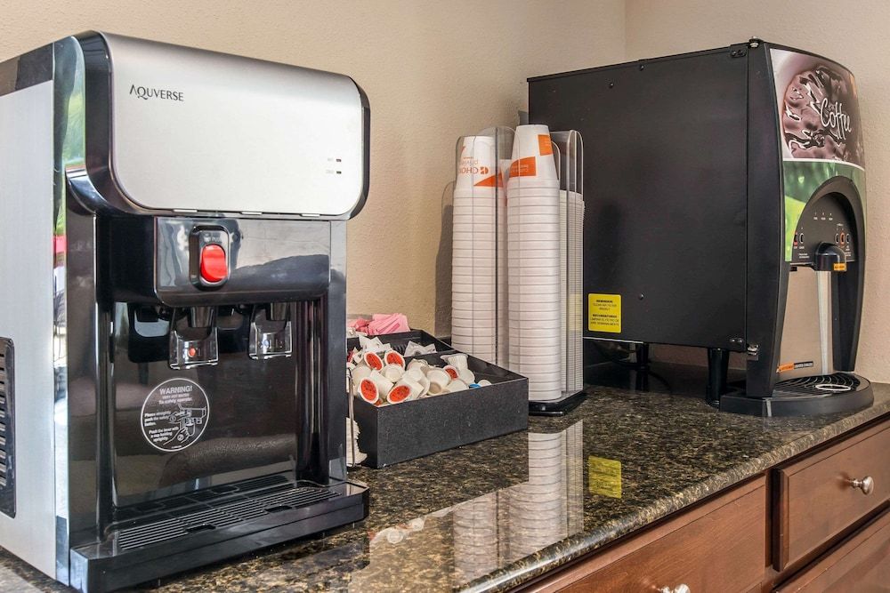 Quality Inn & Suites 3