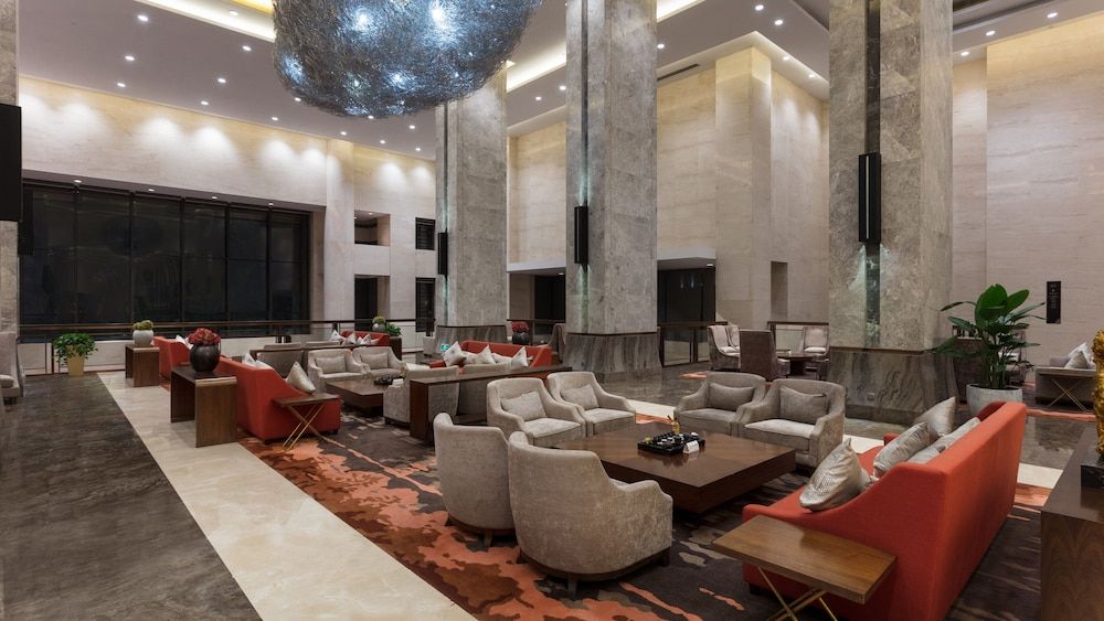 Crowne Plaza Xuzhou Dalong Lake by IHG 3