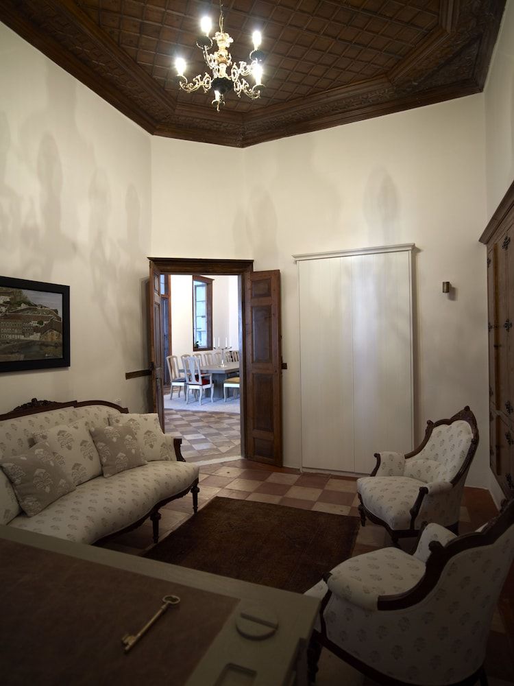 Hydrea Exclusive Hospitality 3