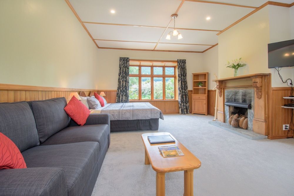 Willowbrook Country Apartments 2