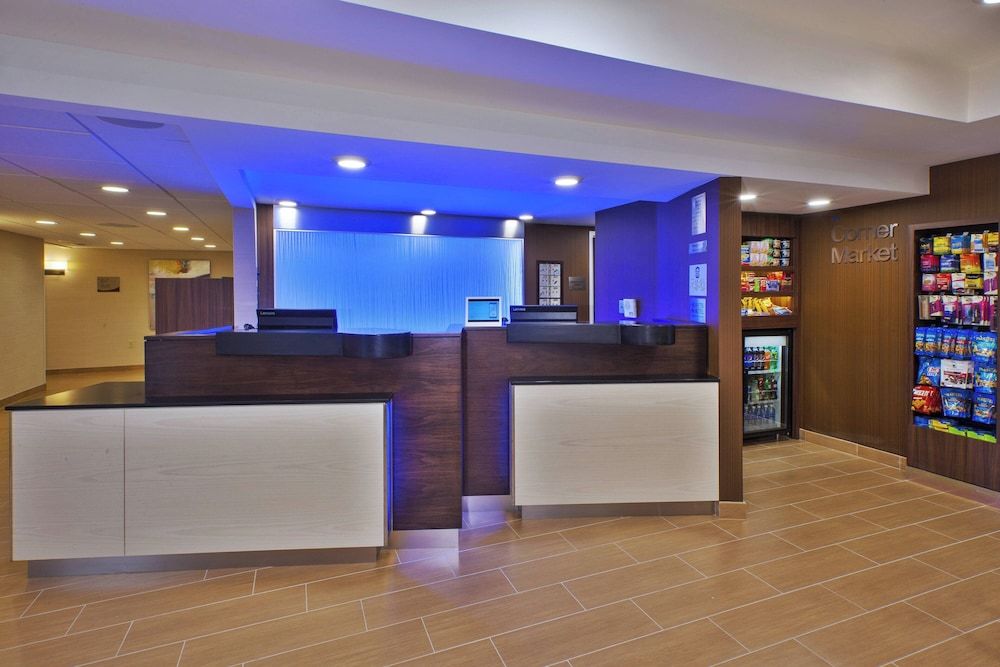 Fairfield by Marriott Inn & Suites Herndon Reston 2