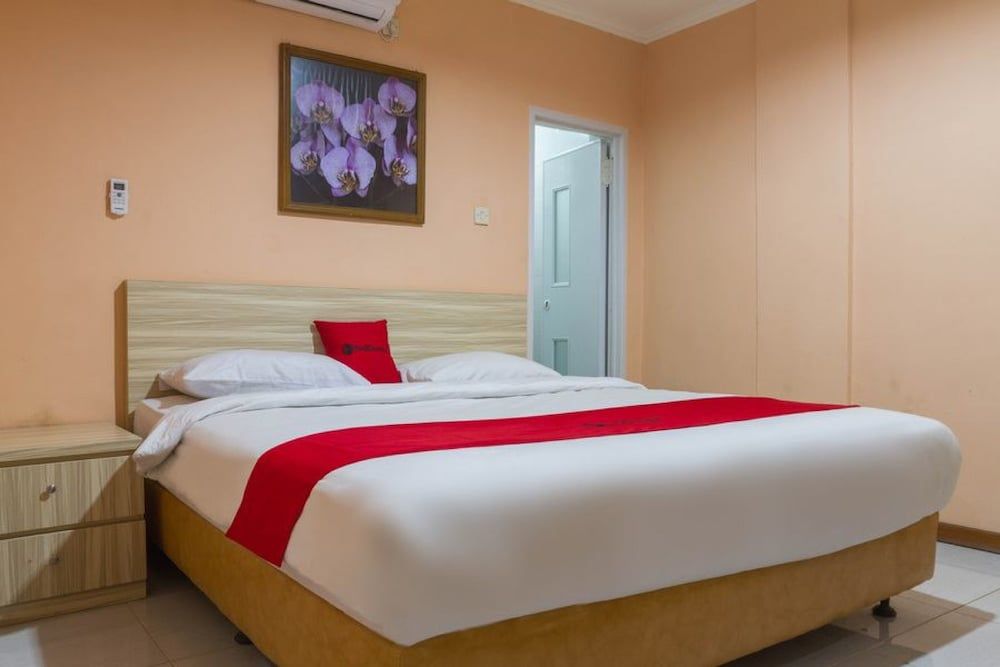 RedDoorz near Istana Plaza 2 2 estrellas en Bandung