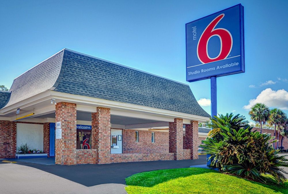 Motel 6 Tallahassee, FL - Downtown 2 estrelas em Tallahassee