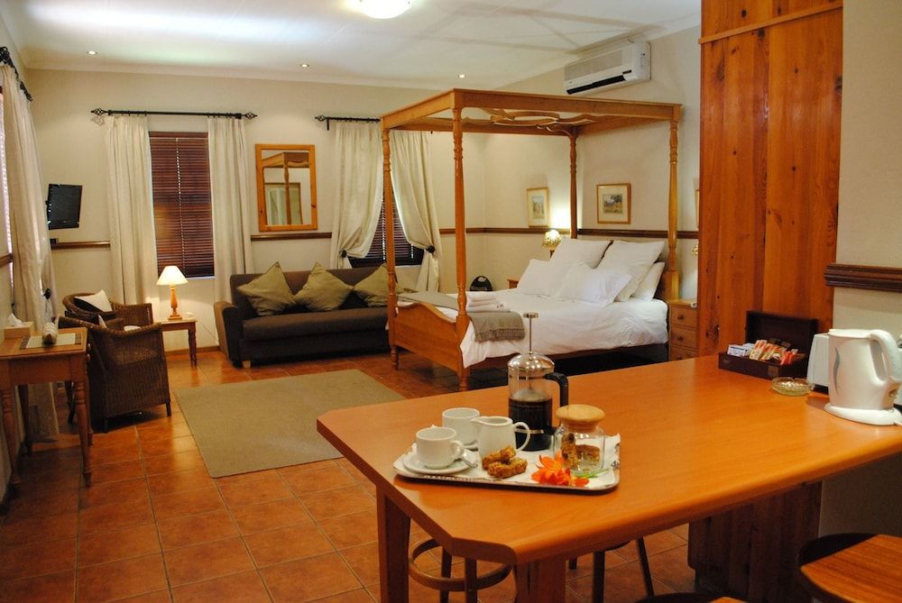 Beaufort Manor Country Lodge 3