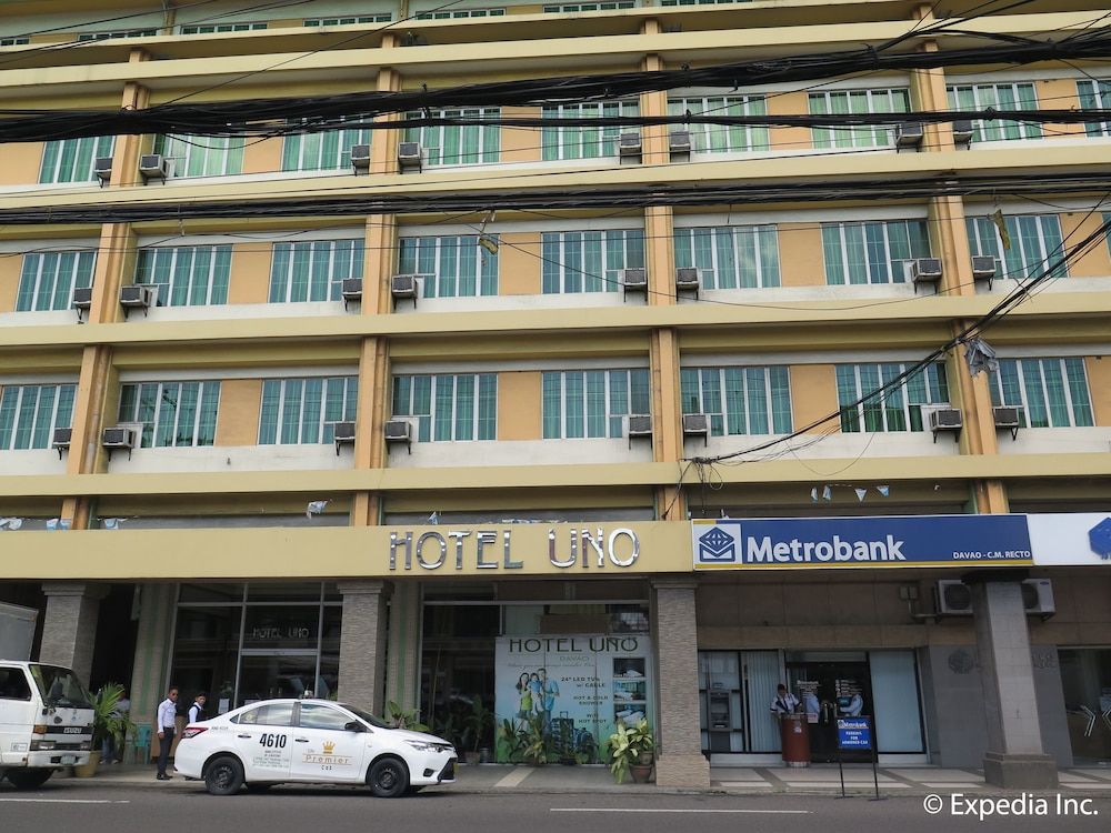 Hotel Uno -1 estrellas en Davao