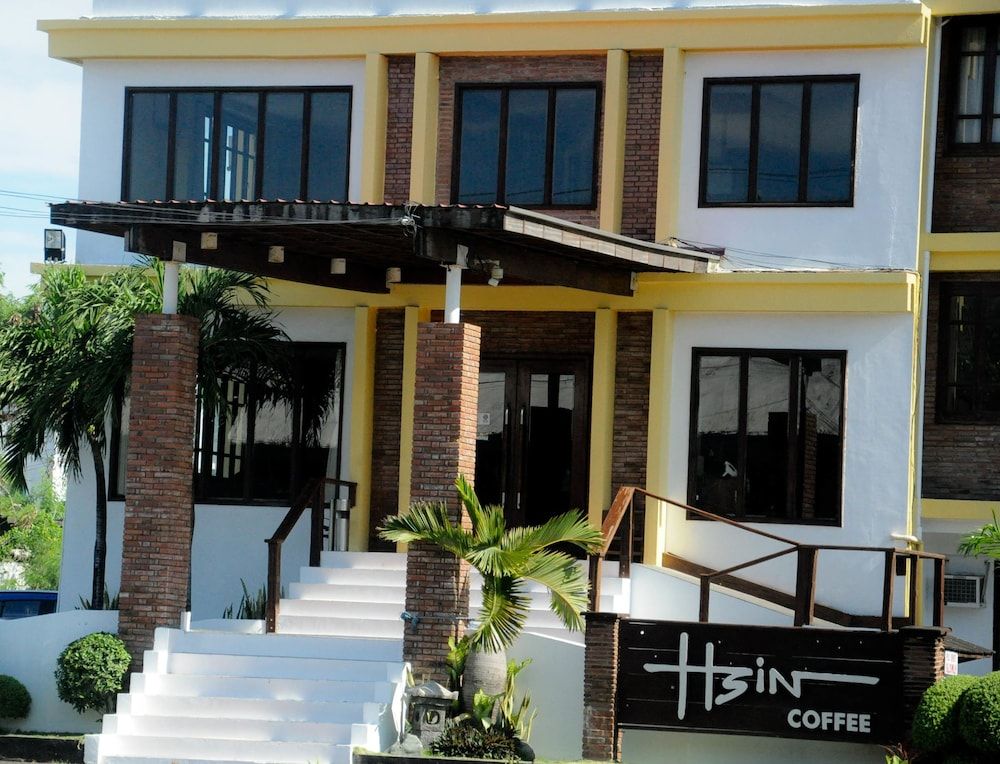 Mango Valley Hotel 1