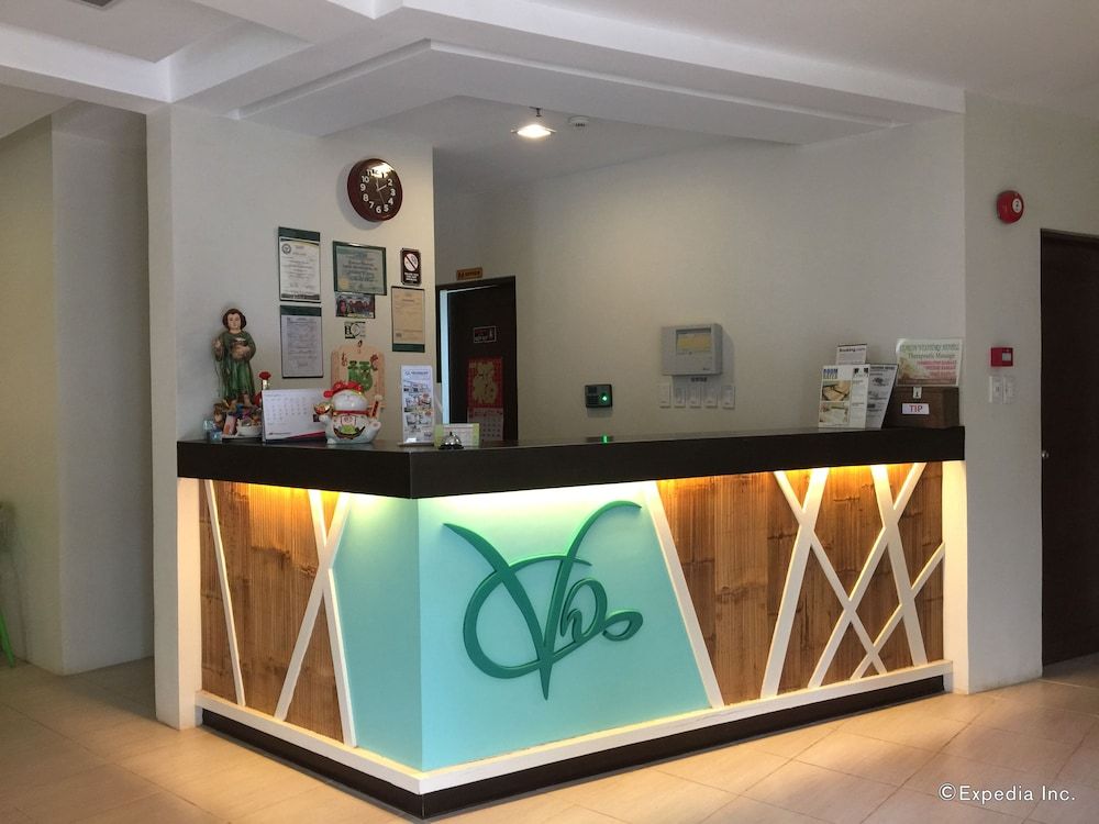 Coron Visitors Hotel 2