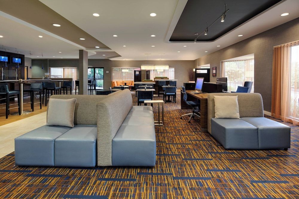 Courtyard by Marriott Cleveland Beachwood 3