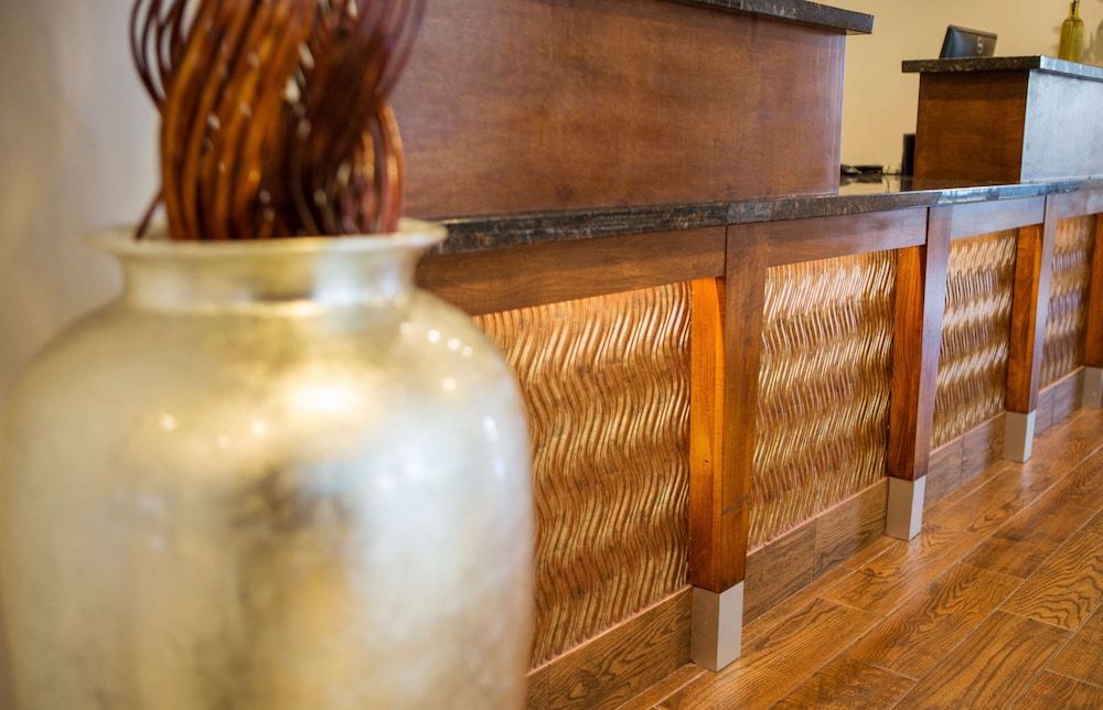 Red Lion Inn & Suites Olympia, Governor Hotel 3