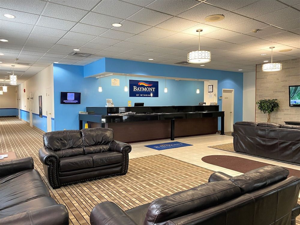 Baymont by Wyndham Queensbury / Lake George 2