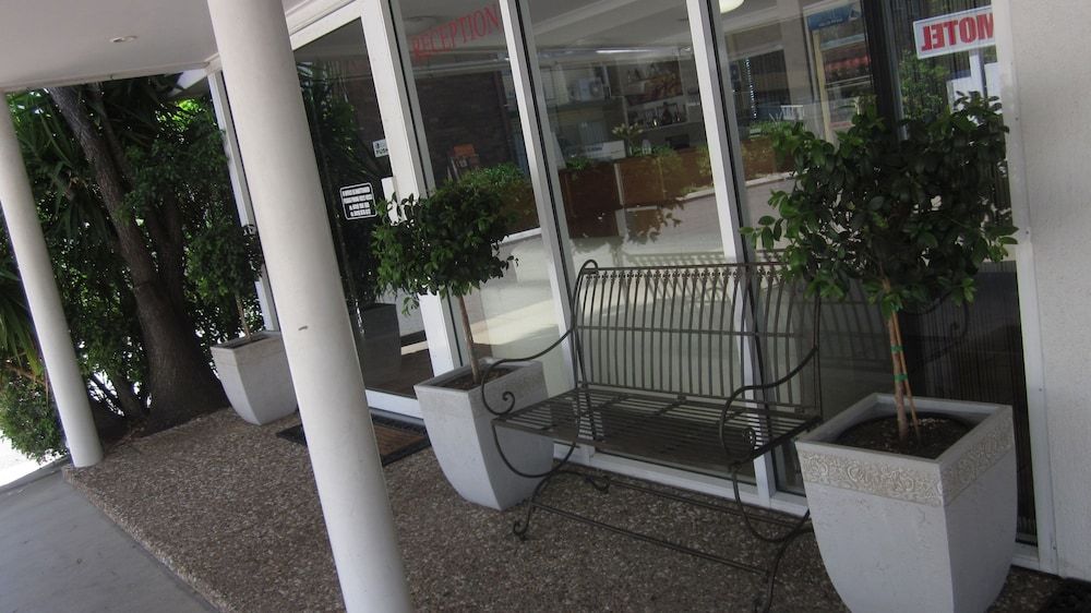 The Cosmopolitan Motel and Serviced Apartments 2