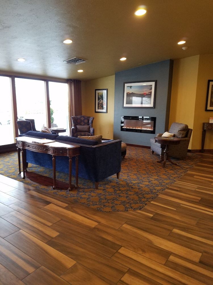 Comfort Inn & Suites Ashland 2