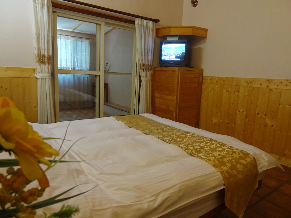 Shan Shui-Yuan Vege Guest House 2