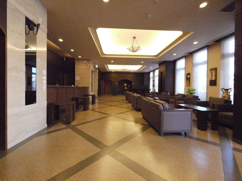 Hotel Route-Inn Higashimuroran Ekimae 3