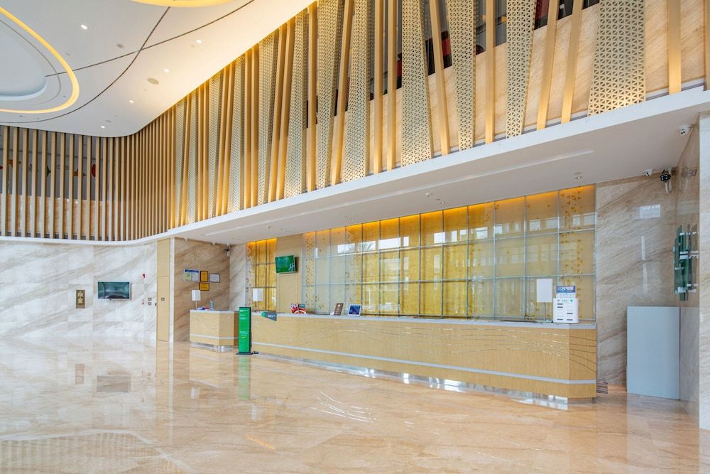 Holiday Inn Shaoguan Downtown by IHG 2