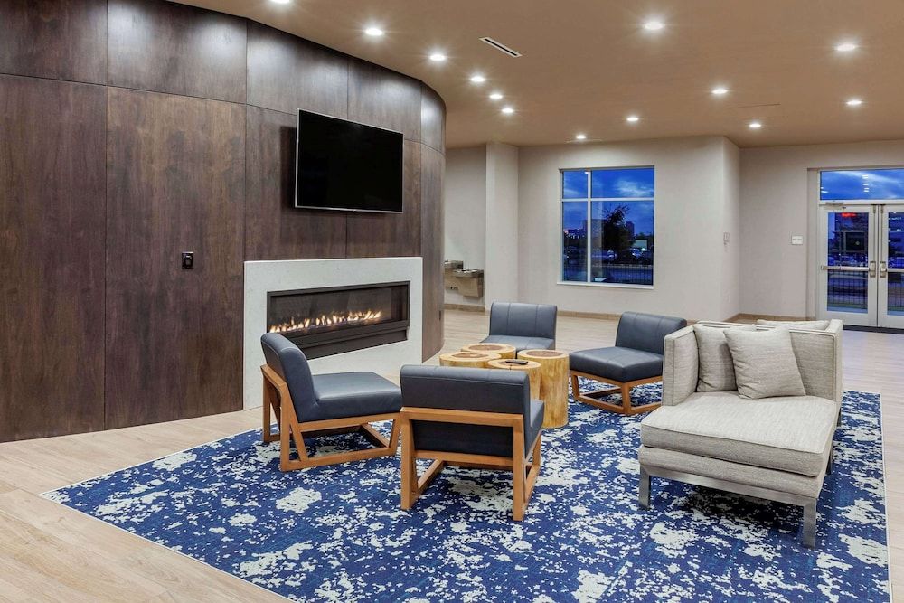 Cambria Hotel Richardson - Dallas 2