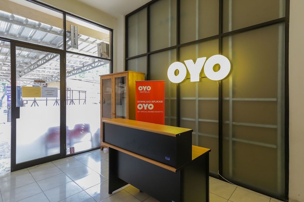 Super OYO 866 Idola Residence 2