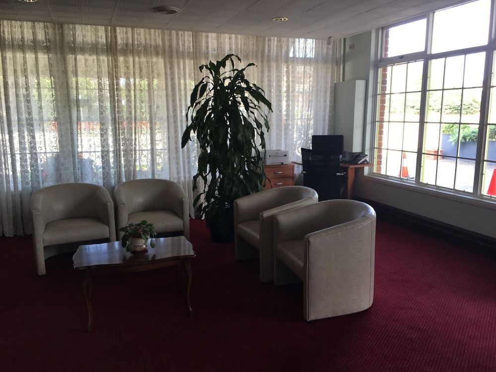 Town & Country Motel 2