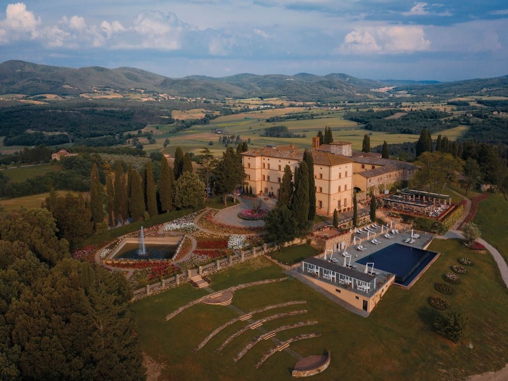 Castello di Casole, A Belmond Hotel, Tuscany 5 estrelas em Casole d'Elsa