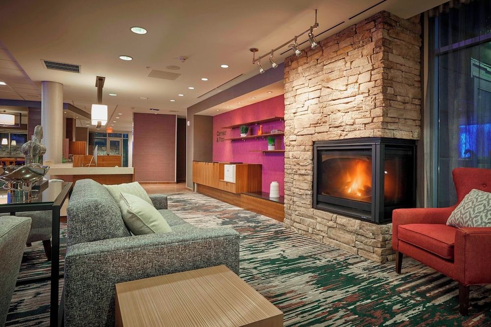 Fairfield Inn & Suites by Marriott Grand Mound Centralia 2
