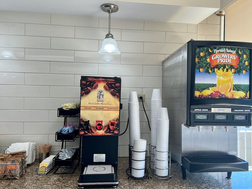 Red Roof Inn Charlottesville 3