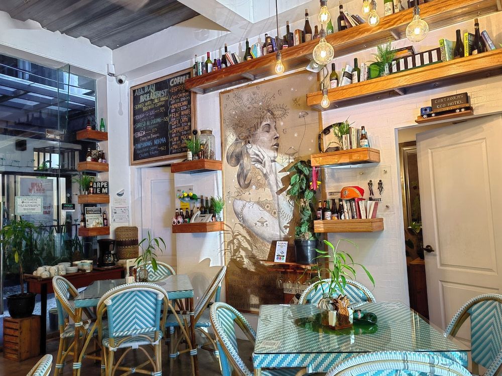 Containers by Eco Hotel Tagaytay 2