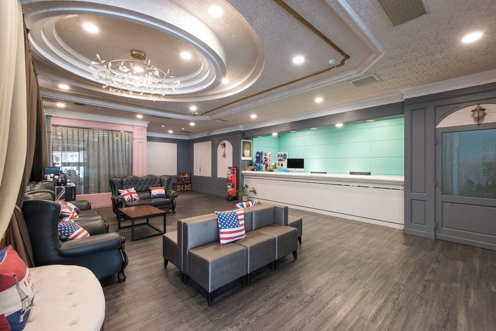 Back Home Hotel 3 étoiles à Chiayi