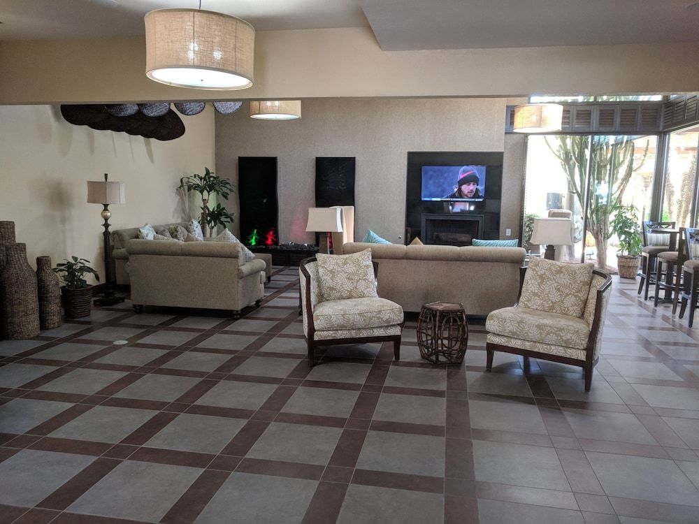 Desert Isle of Palm Springs 3