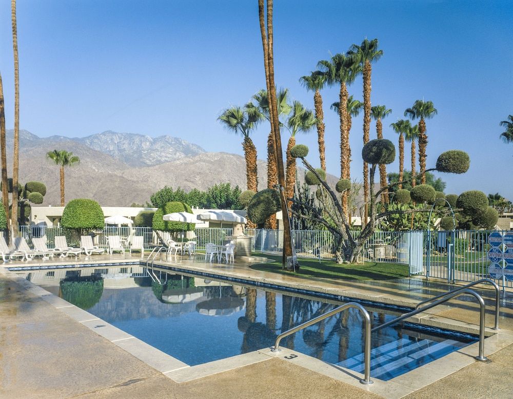 Desert Isle of Palm Springs 3 estrellas en Palm Springs