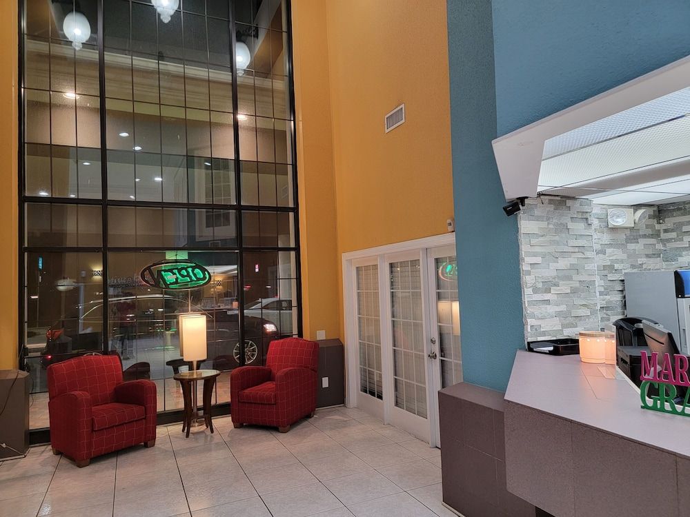 Extend-a-Suites - Extended Stay, I-40 Amarillo West 3