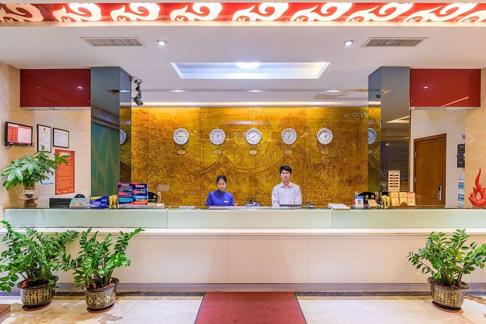 Kaiserdom Hotel Airport Branch 2