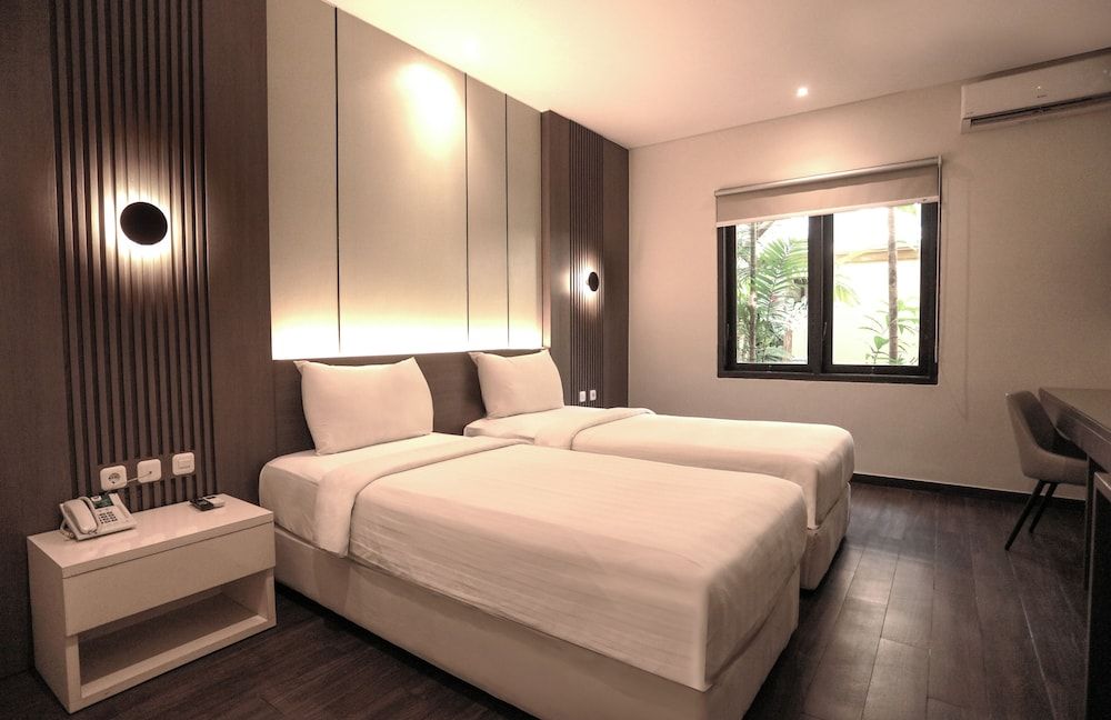 Lotus Garden Hotel by Waringin Hospitality 3