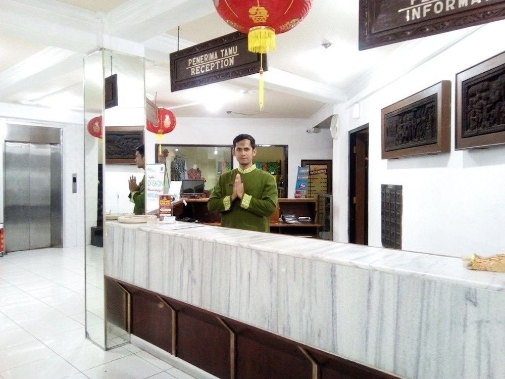 Hotel Merdeka Madiun 2