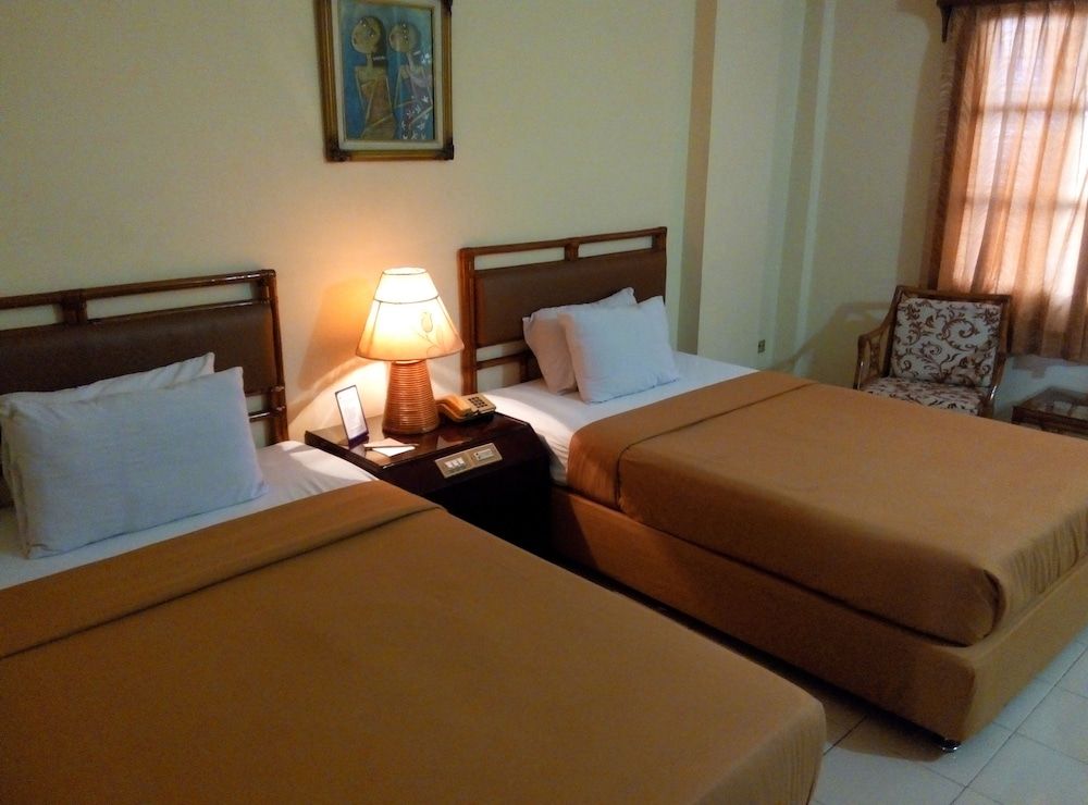 Hotel Merdeka Madiun 3