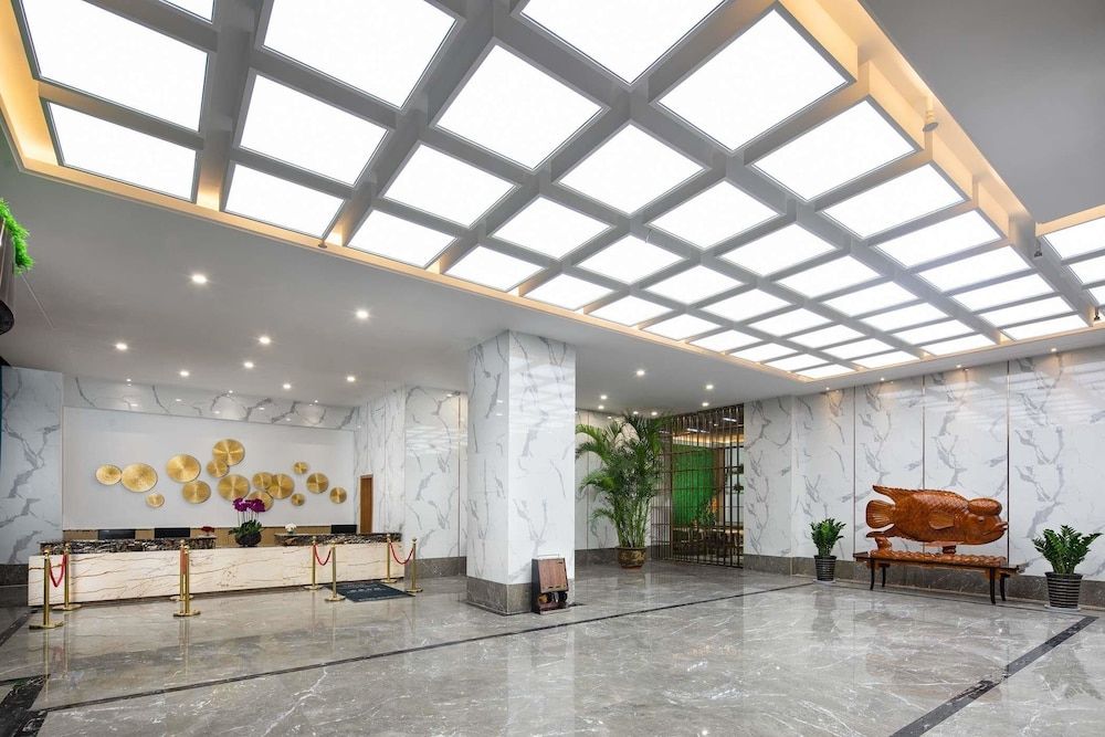Ramada Encore Wyndham Linyi 2