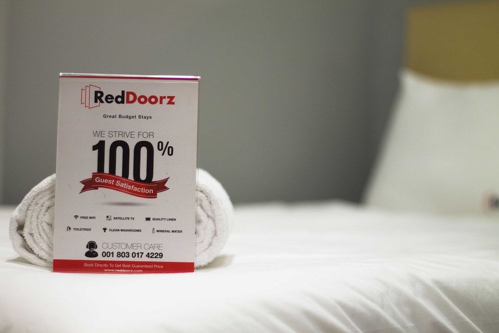 RedDoorz @ Jatiwaringin 3