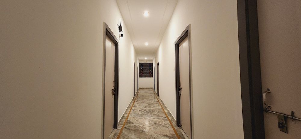 Chakrah by Hermitage 2