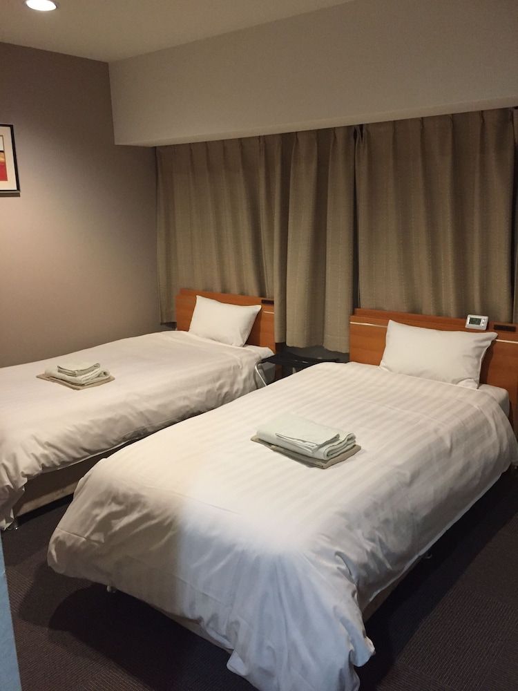 New Station Hotel Premiere 3