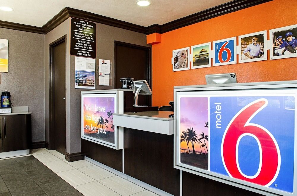 Motel 6 Modesto, CA - Downtown 3