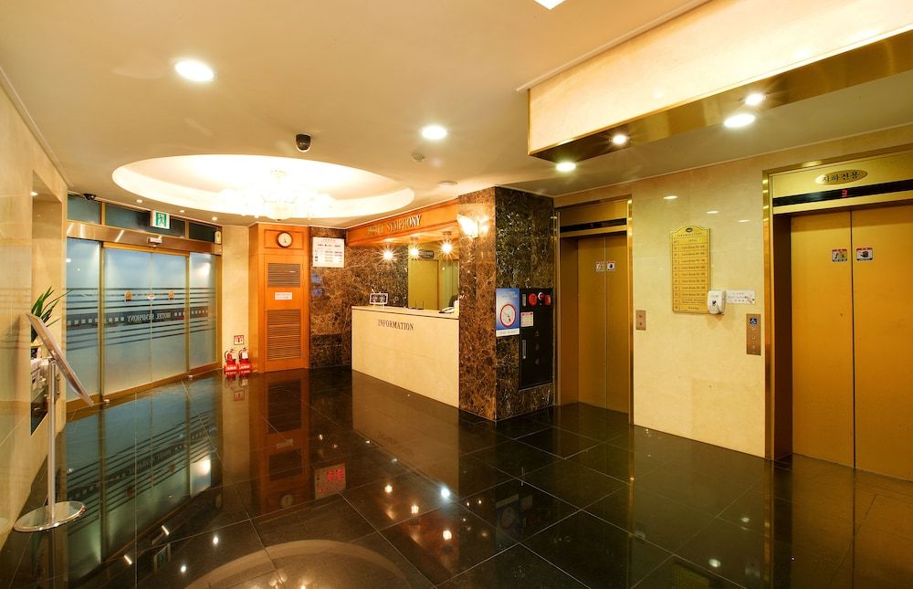 Hotel Symphony 2