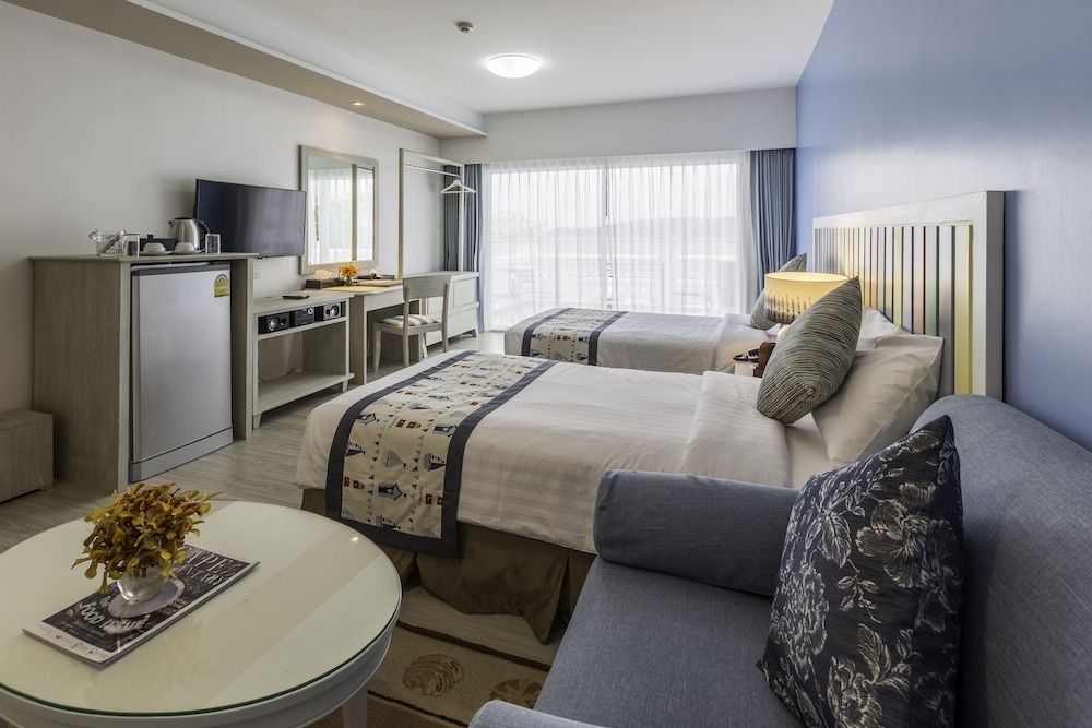 Somewhere Koh Sichang 3