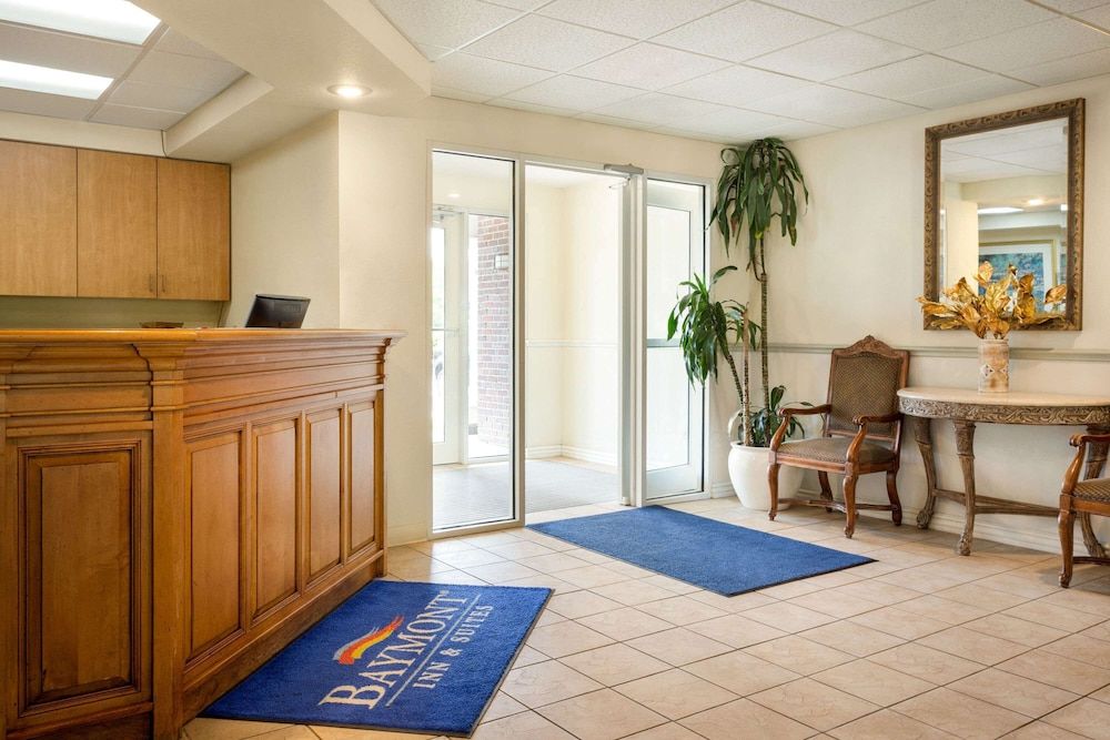 Baymont by Wyndham Wichita East 2