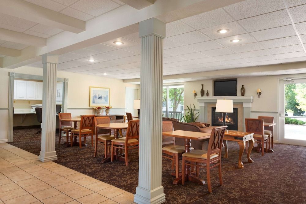 Baymont by Wyndham Wichita East 3