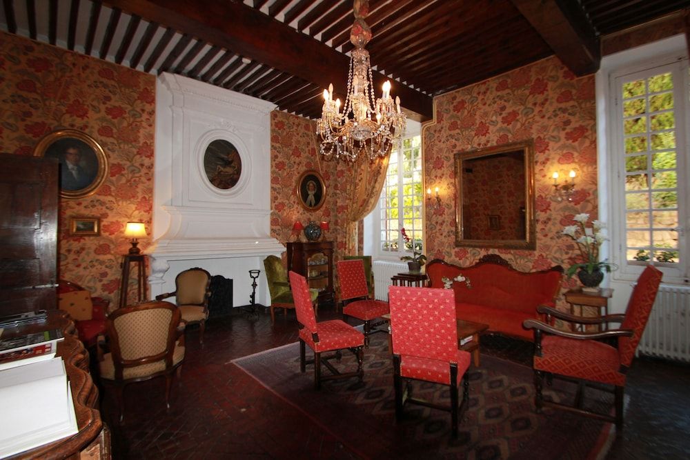 Hostellerie Le Beffroi 3