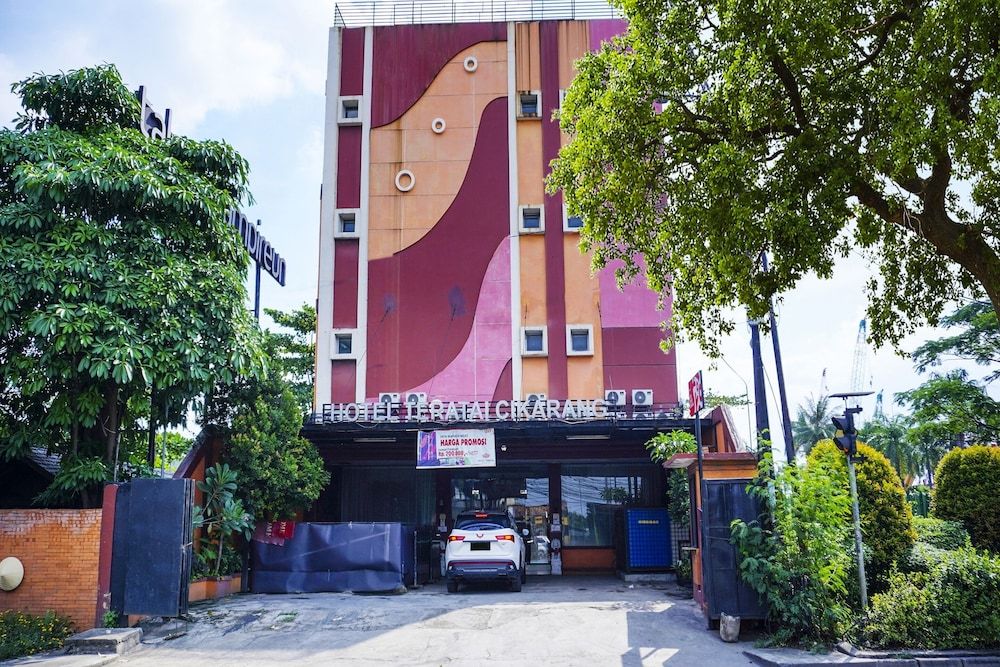 OYO 91188 Hotel Teratai Cikarang 2 estrellas en Bekasi