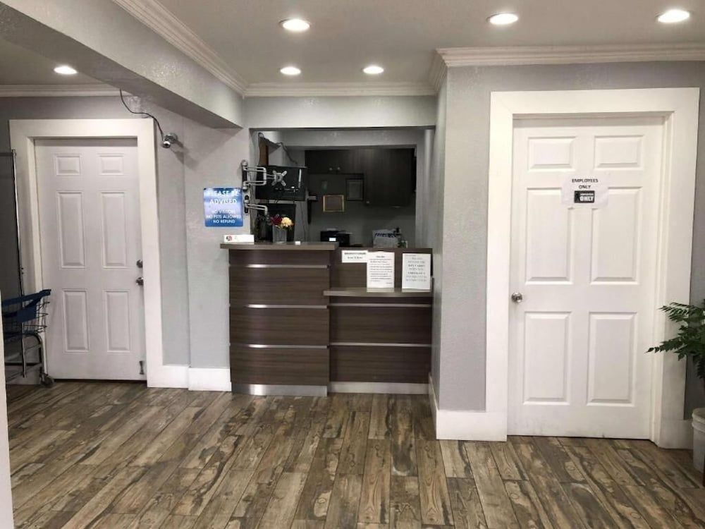 Best Value Inn Garland 2
