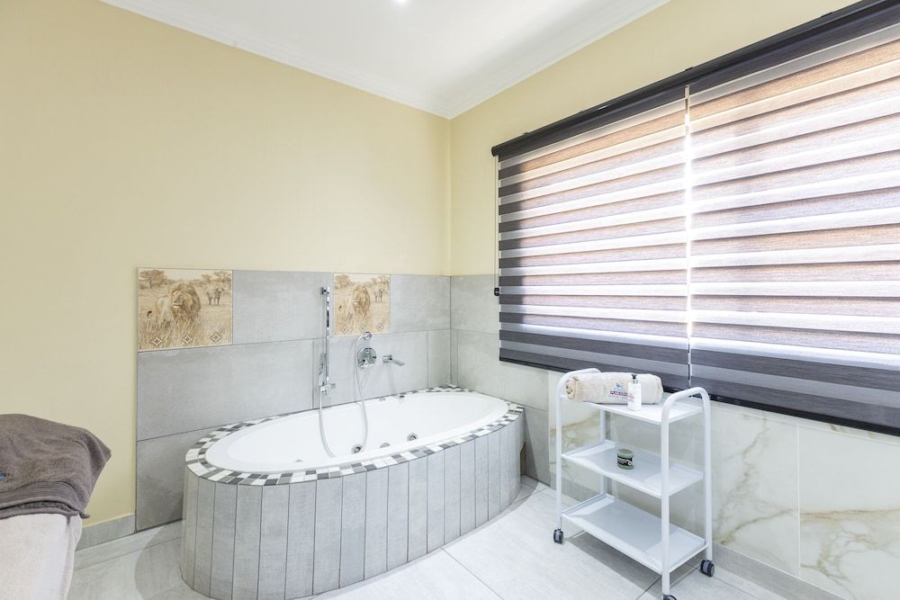 Royale Marlothi Safari Lodge 2