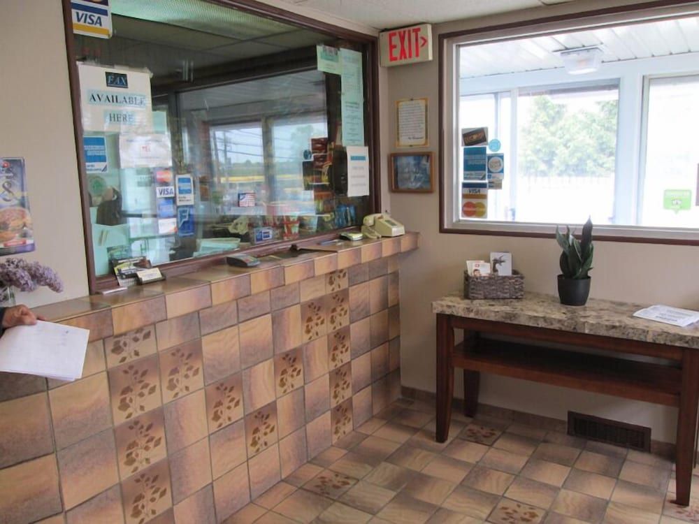 Mayflower Motel Milford 2