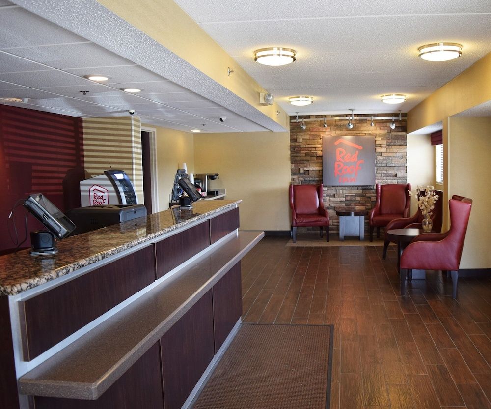 Red Roof Inn Syracuse 2