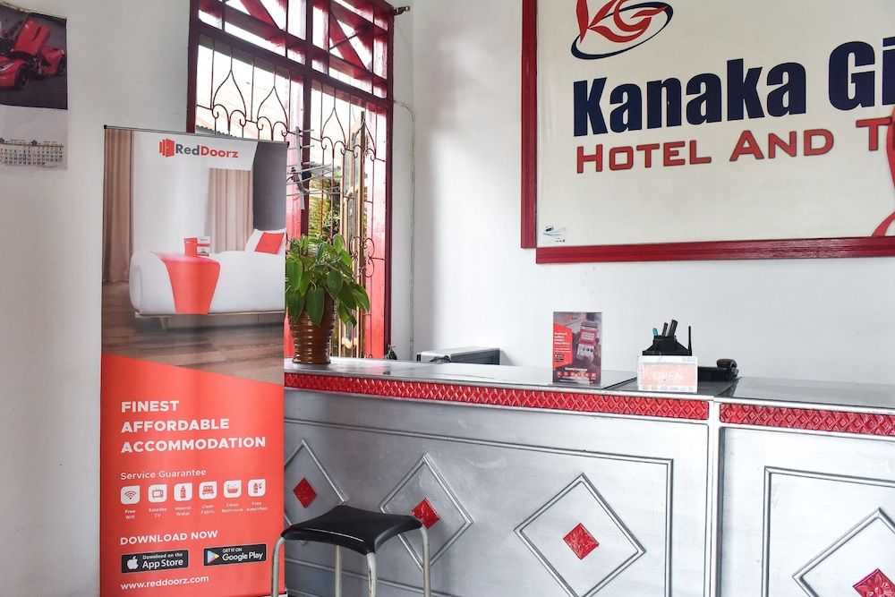 RedDoorz near Sultan Hasanuddin Airport 2 2